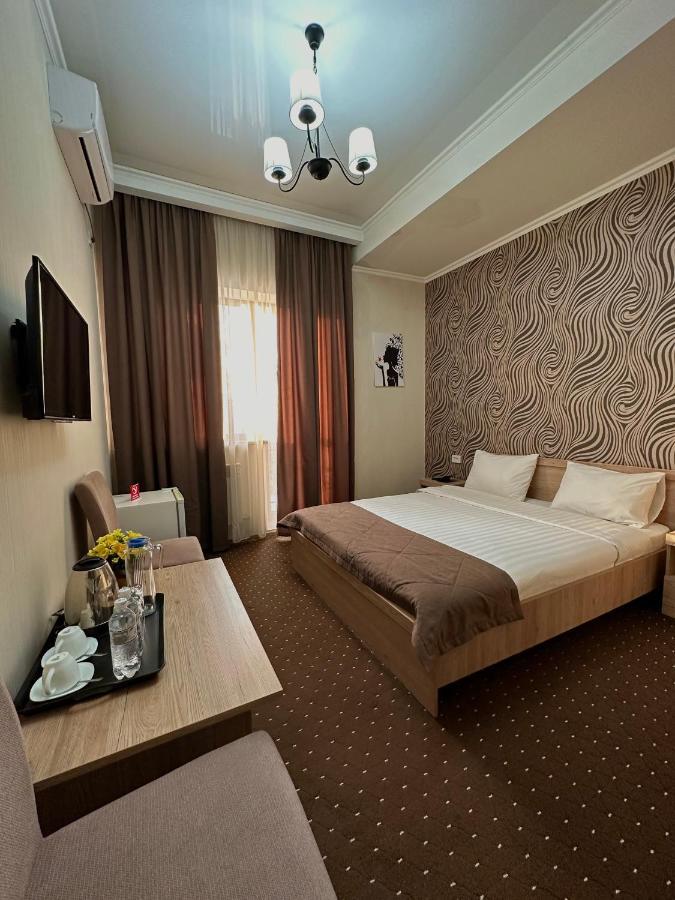Bastau Hotel Almaty Exterior photo