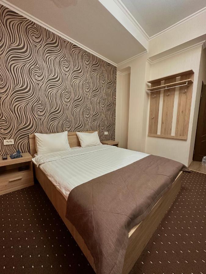 Bastau Hotel Almaty Exterior photo